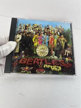 Sgt. Pepper's Lonely Hearts Club Band by The Beatles (CD, Jun-1987, Capitol)